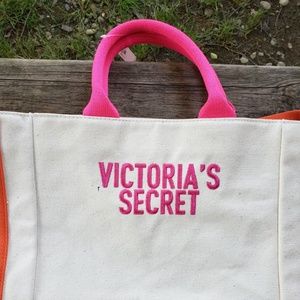 Vs tote bag